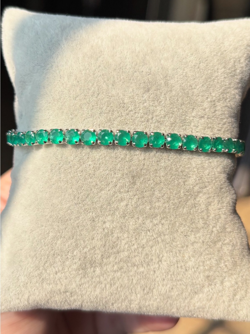 New Emerald Green Silver Tennis Adjustable Bracelet Fits ANY size wrist! 💚 - Picture 2 of 3